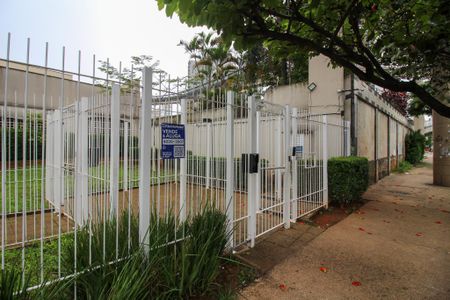 Apartamento à venda com 54m², 2 quartos e sem vagaFachada