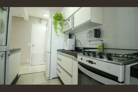 Apartamento à venda com 54m², 2 quartos e sem vagaCozinha