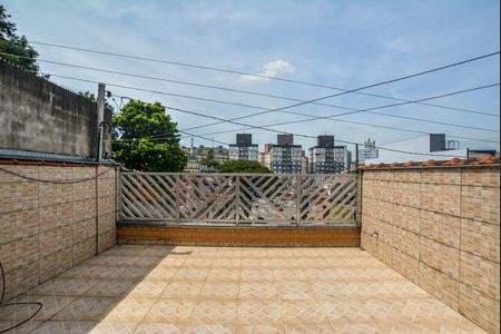 Casa à venda com 189m², 3 quartos e 2 vagas Casa à venda com 189m², 3 quartos e 2 vagasVaranda