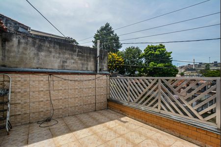 Casa à venda com 189m², 3 quartos e 2 vagas Casa à venda com 189m², 3 quartos e 2 vagasVaranda