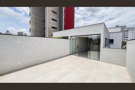 Apartamento à venda com 140m², 3 quartos e 4 vagasCobertura