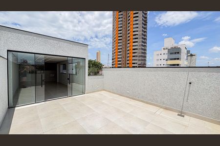 Apartamento à venda com 140m², 3 quartos e 4 vagasCobertura