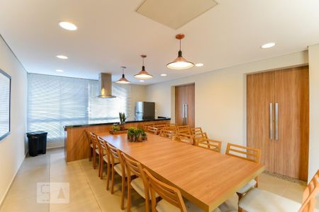 Apartamento à venda com 70m², 3 quartos e 2 vagas Apartamento à venda com 70m², 3 quartos e 2 vagasCondomínio - Salão de Festas