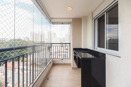 Apartamento à venda com 70m², 3 quartos e 2 vagas Apartamento à venda com 70m², 3 quartos e 2 vagasVaranda