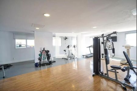 Apartamento à venda com 70m², 3 quartos e 2 vagas Apartamento à venda com 70m², 3 quartos e 2 vagasCondomínio - Academia