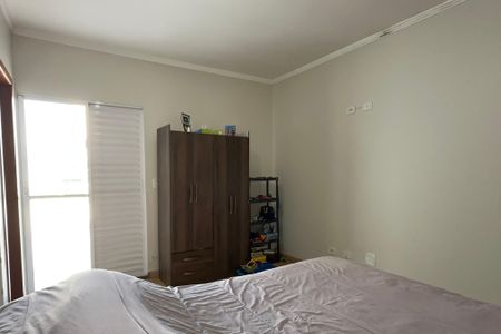 Casa à venda com 139m², 3 quartos e 4 vagasQuarto 1 suite