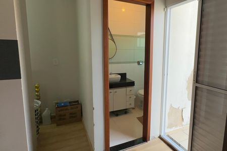 Casa à venda com 139m², 3 quartos e 4 vagasbanheiro suite