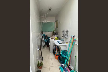 Casa à venda com 139m², 3 quartos e 4 vagasÁrea de Serviço