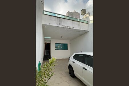 Casa à venda com 139m², 3 quartos e 4 vagasGaragem