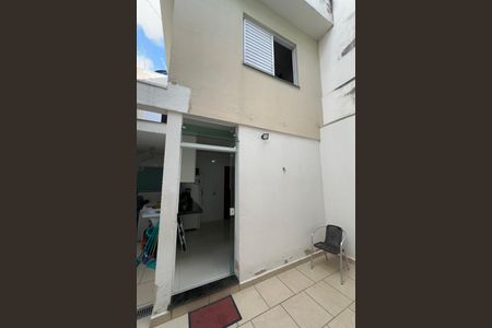Casa à venda com 139m², 3 quartos e 4 vagasQuintal