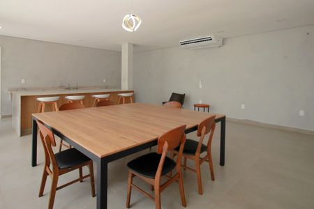 Apartamento para alugar com 50m², 2 quartos e 2 vagasÁrea comum 