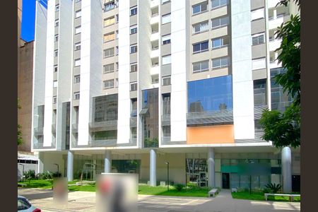 Apartamento para alugar com 50m², 2 quartos e 2 vagas Apartamento para alugar com 50m², 2 quartos e 2 vagasFachada