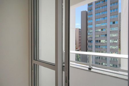 Apartamento para alugar com 50m², 2 quartos e 2 vagasVaranda do Quarto 1