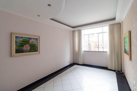 Apartamento para alugar com 80m², 2 quartos e sem vagaSalas