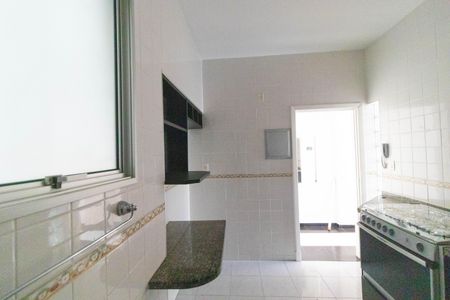 Apartamento para alugar com 80m², 2 quartos e sem vagaCozinha