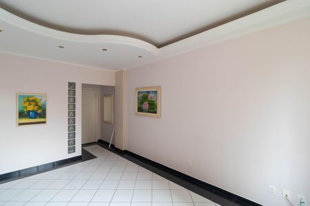 Apartamento para alugar com 80m², 2 quartos e sem vagaSalas