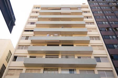 Apartamento para alugar com 80m², 2 quartos e sem vagaFachada