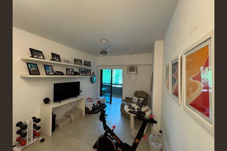 Apartamento à venda com 240m², 4 quartos e 3 vagasQuarto 2