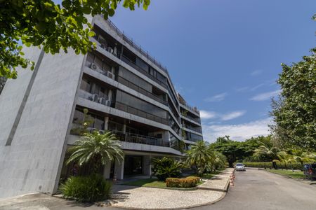 Apartamento à venda com 240m², 4 quartos e 3 vagasFachada