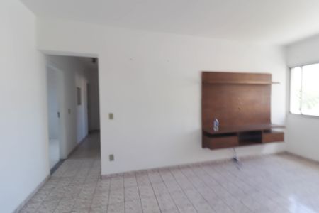 Apartamento para alugar com 75m², 2 quartos e 1 vagaSala