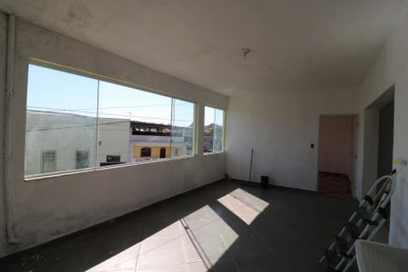 Casa para alugar com 96m², 2 quartos e sem vagaÁrea de Serviço