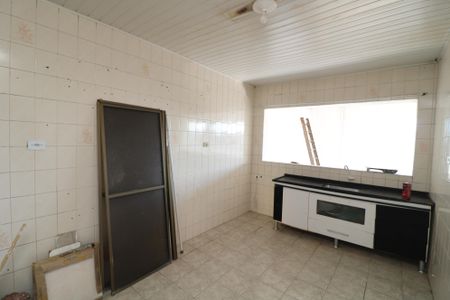 Casa para alugar com 96m², 2 quartos e sem vagaCozinha