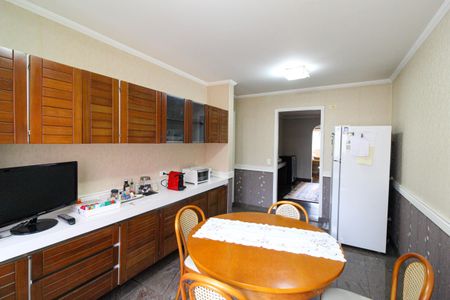 Apartamento para alugar com 237m², 5 quartos e 2 vagasCopa