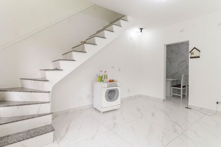 Casa de condomínio à venda com 65m², 2 quartos e 1 vaga Casa de condomínio à venda com 65m², 2 quartos e 1 vagaSala