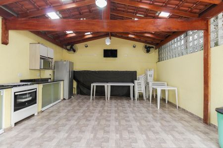 Casa de condomínio à venda com 65m², 2 quartos e 1 vaga Casa de condomínio à venda com 65m², 2 quartos e 1 vagaChurrasqueira