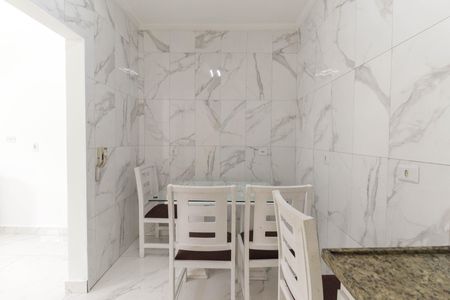 Casa de condomínio à venda com 65m², 2 quartos e 1 vaga Casa de condomínio à venda com 65m², 2 quartos e 1 vagaCozinha