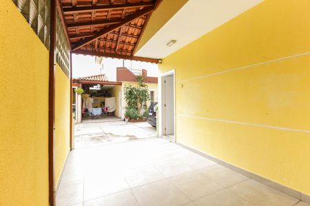 Casa de condomínio à venda com 65m², 2 quartos e 1 vaga Casa de condomínio à venda com 65m², 2 quartos e 1 vagaGaragem