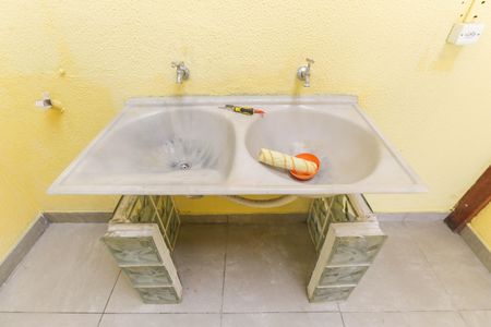 Casa de condomínio à venda com 65m², 2 quartos e 1 vaga Casa de condomínio à venda com 65m², 2 quartos e 1 vagaÁrea de Serviço