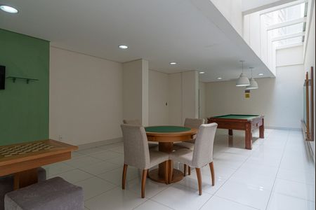 Apartamento para alugar com 69m², 1 quarto e 1 vaga Apartamento para alugar com 69m², 1 quarto e 1 vagaÁrea comum - Sala de Jogos