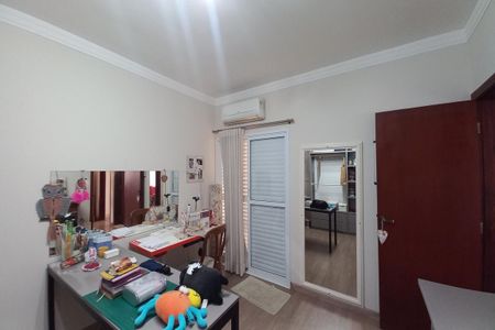 Casa de condomínio à venda com 310m², 5 quartos e 4 vagasQuarto 3