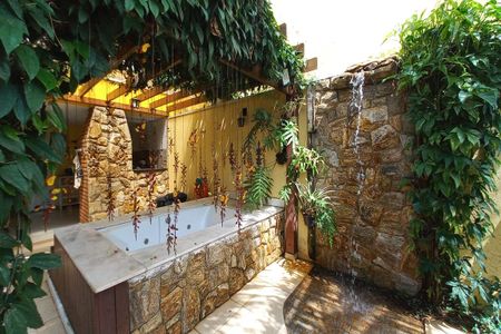 Casa de condomínio à venda com 310m², 5 quartos e 4 vagasÁrea comum - Jacuzzi