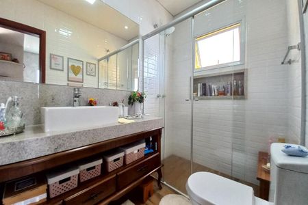 Casa de condomínio à venda com 310m², 5 quartos e 4 vagasBanheiro da Suíte 2