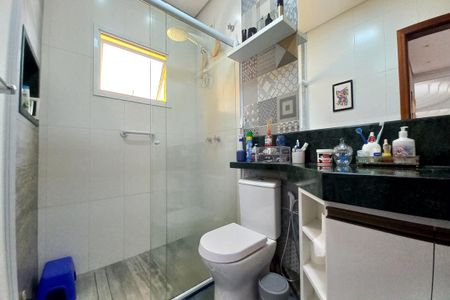 Casa de condomínio à venda com 310m², 5 quartos e 4 vagasBanheiro