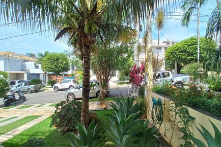 Casa de condomínio à venda com 310m², 5 quartos e 4 vagasVista da Sala