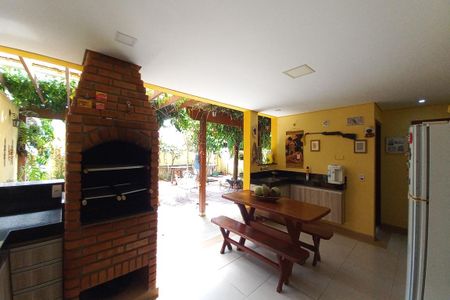 Casa de condomínio à venda com 310m², 5 quartos e 4 vagasÁrea comum - Churrasqueira