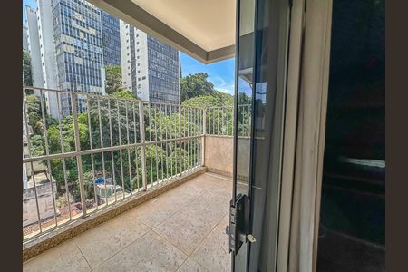 Apartamento à venda com 87m², 3 quartos e 1 vagaQuarto 1 varanda