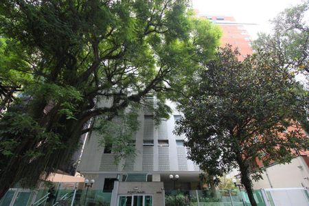 Apartamento à venda com 116m², 3 quartos e 1 vaga Apartamento à venda com 116m², 3 quartos e 1 vagaFachada