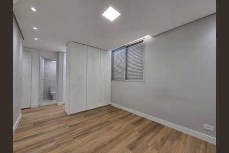 Apartamento à venda com 116m², 3 quartos e 1 vaga Apartamento à venda com 116m², 3 quartos e 1 vagaSuíte