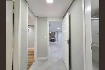 Apartamento à venda com 116m², 3 quartos e 1 vaga Apartamento à venda com 116m², 3 quartos e 1 vagaCorredor