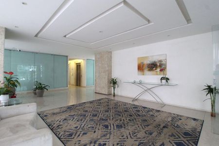 Apartamento à venda com 116m², 3 quartos e 1 vaga Apartamento à venda com 116m², 3 quartos e 1 vagaHall social