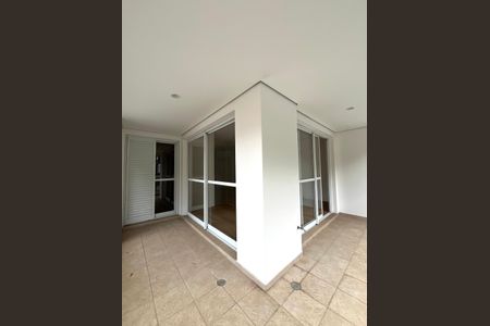 Apartamento para alugar com 123m², 4 quartos e 2 vagasVaranda