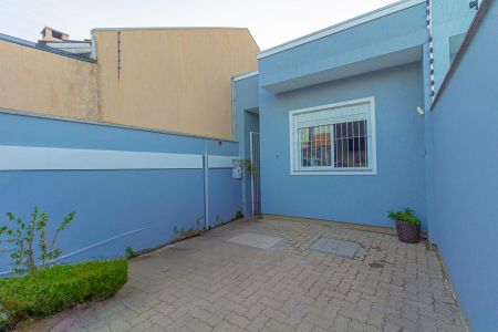 Casa à venda com 80m², 2 quartos e 2 vagas Casa à venda com 80m², 2 quartos e 2 vagasFachada