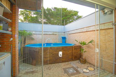 Casa à venda com 80m², 2 quartos e 2 vagas Casa à venda com 80m², 2 quartos e 2 vagasVaranda