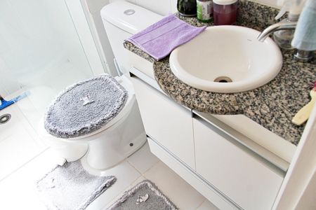 Apartamento à venda com 66m², 2 quartos e 1 vagaBanheiro Social