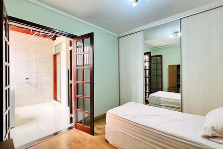 Casa à venda com 117m², 2 quartos e 1 vagaSuíte