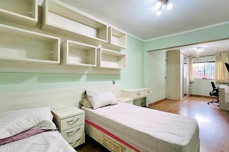 Casa à venda com 117m², 2 quartos e 1 vagaQuarto